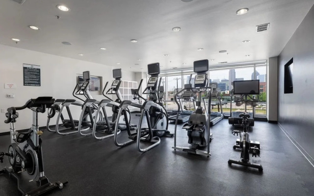 Landing Dallas Old East