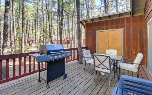 Near Hiking & Golfing: Pinetop Cabin w/ Deck