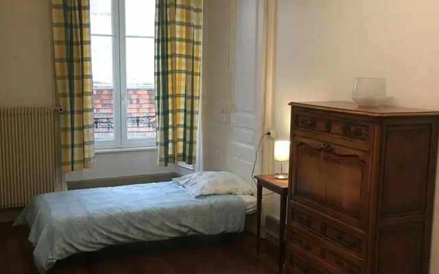 Appartement Toul, 5 pièces, 10 personnes - FR-1-584-114