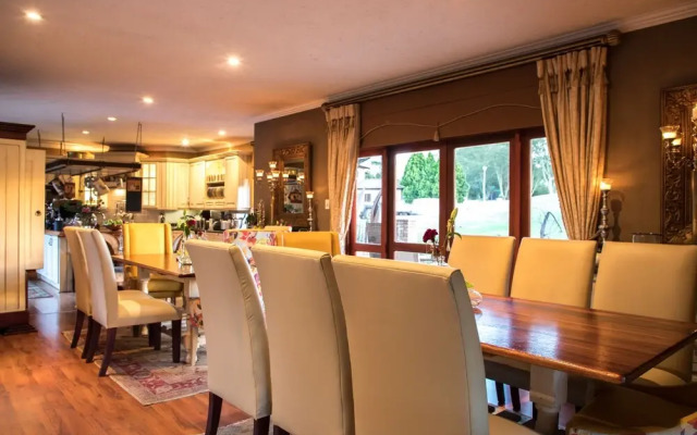 Wings and Water Guest Villa - Adults Only