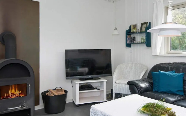 6 Person Holiday Home in Tarm