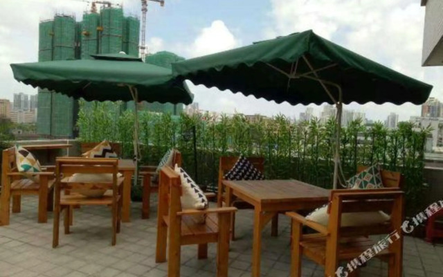 Lezhijia Hostel