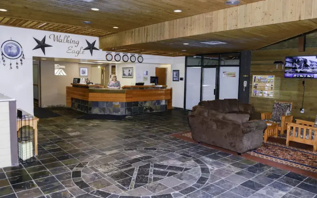 Walking Eagle Inn & Lodge
