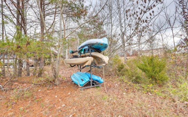 Cherokee Lake Cabin w/ Deck & Kayaks!