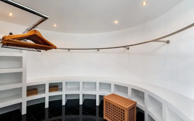 Sky Pool Villa