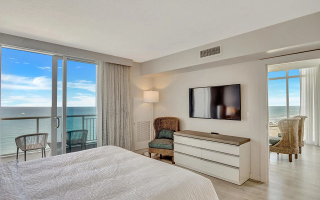 Daytona Grande Oceanfront Resort