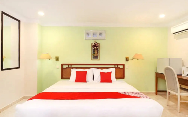 OYO 775 Hotel Sahara Inn
