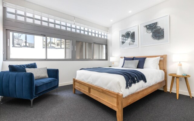 The Surry Apartments by Urban Rest