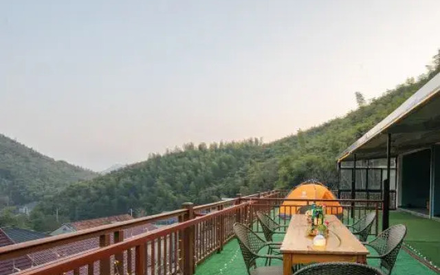 Qunshan Shanju Hotel