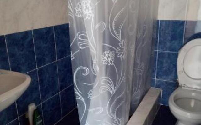 Guest House on Sokhumi Highway 133