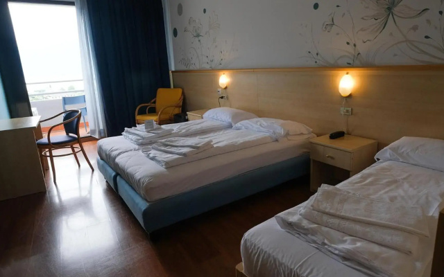 Hotel Saturno