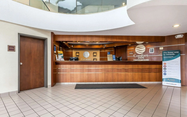 Comfort Inn Cleveland Airport