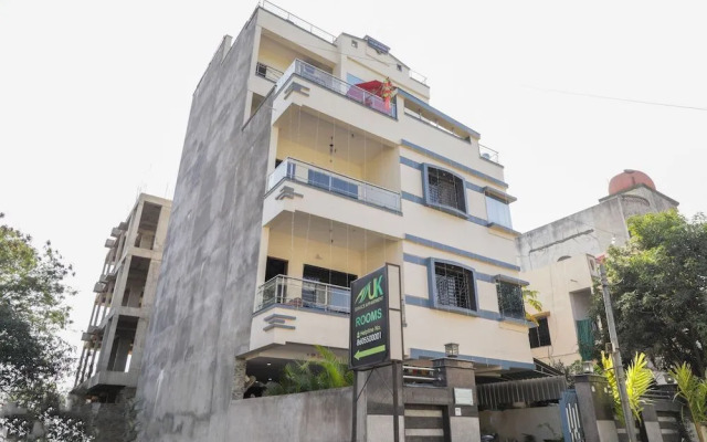 Uk Service Apartment by OYO Rooms