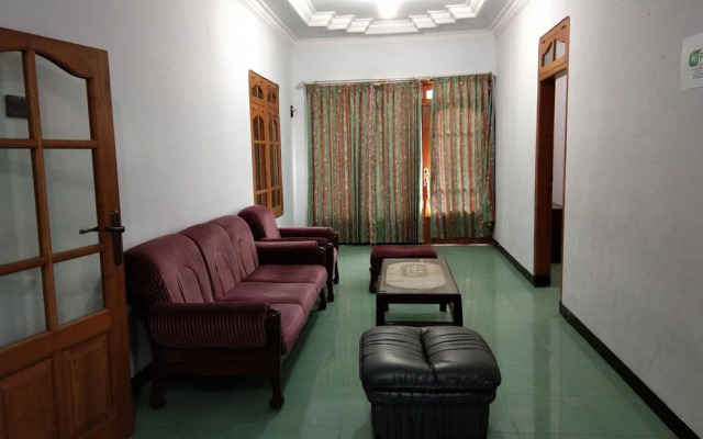 Bromo Authentic Homestay