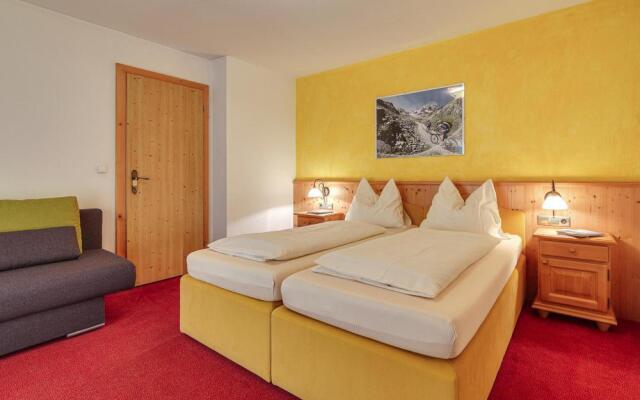 Apartment in Fugen With a Shared Wellness