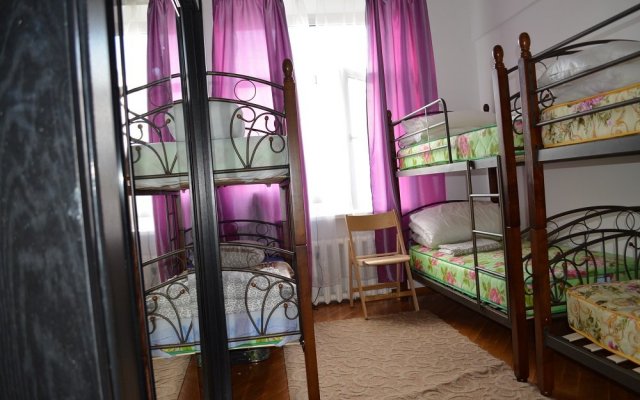 Book Hostel on Frunsenskaya Embankment