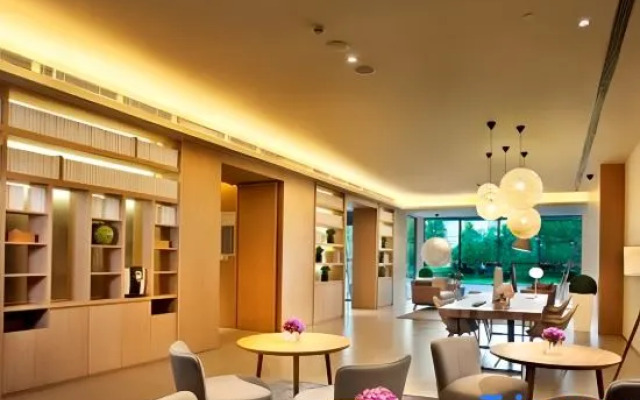 CYBO Station SSAW Shangpin Hotel Luohu Shenzhen