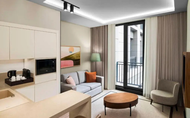 Altunizade Suites Istanbul, Curio Collection by Hilton