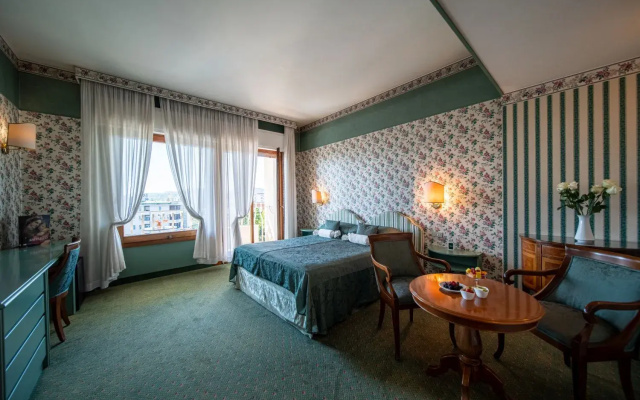Hotel La Residence & Idrokinesis