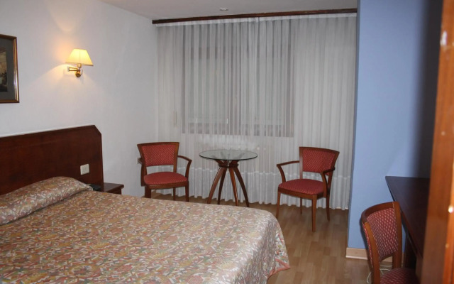 Hotel Unzaga Plaza