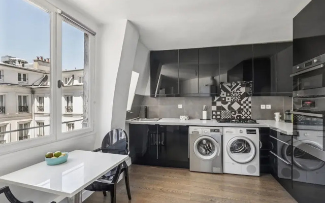 Cozy 2BR Near Parc Monceau & Opera