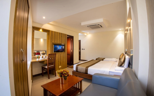 Metro Plaza Hotel