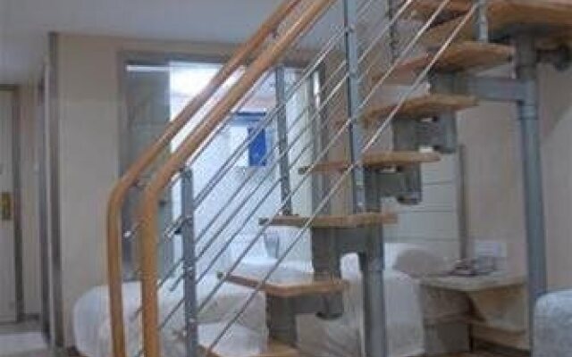 Haigang Fashion Hostel