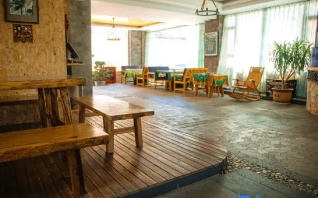 That year Seaview Inn (Dali Erhai Haidong Branch)