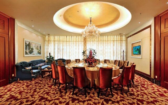 Golden Diamond Hotel