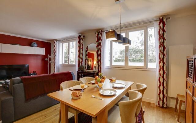 Cambronne - Eiffel Tower Apartment