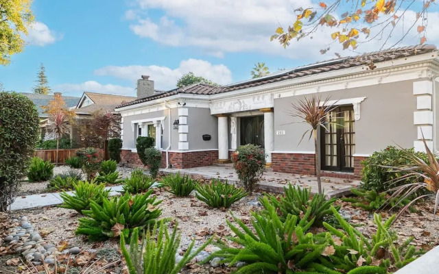 Stunning House wt 6Br 5bth SJ