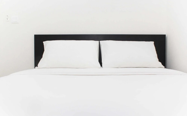 Comfort 2Br At Springlake Sumarecon Apartment