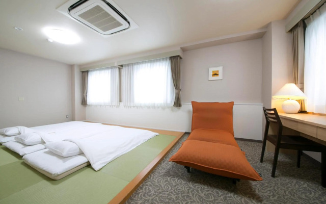 Yokaichi Royal Hotel