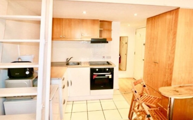 HFS Studio Next To Hydepark L29