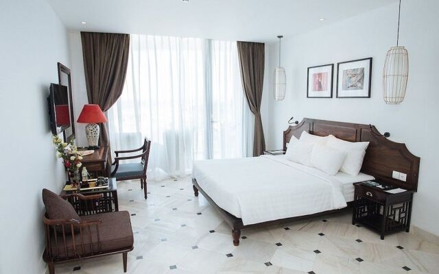 Palmy Beach Club Resort