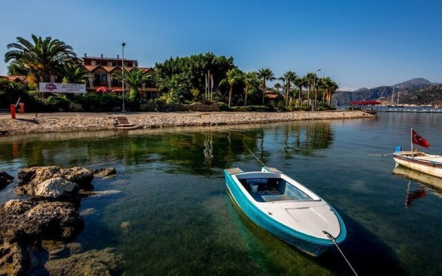 Palmetto Resort Hotel