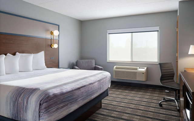 AmericInn by Wyndham Beaver Dam