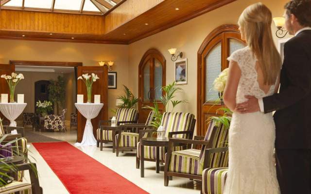 Killarney Heights Hotel