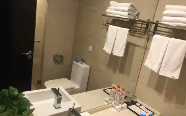 Roman Garden Business Center