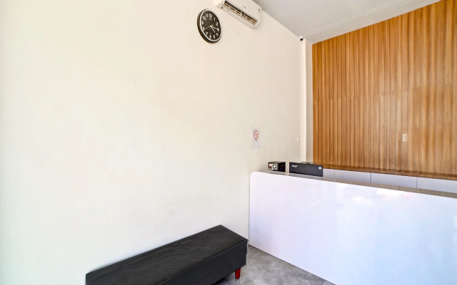 Super OYO 90559 Gamacity Residence