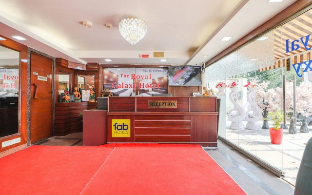 Fabhotel Dwarka Suites