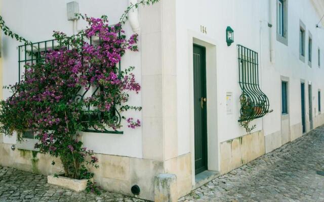 Cascais Seaside Home - 2 min away from the beach