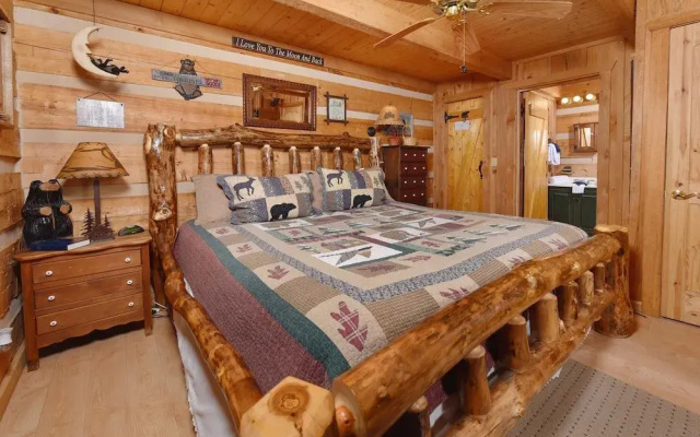 Bear Nekkid 1 Bedroom 1 Bathroom Cabin