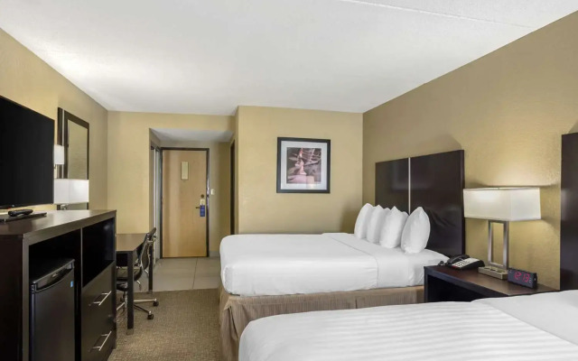 Best Western Harrisburg North