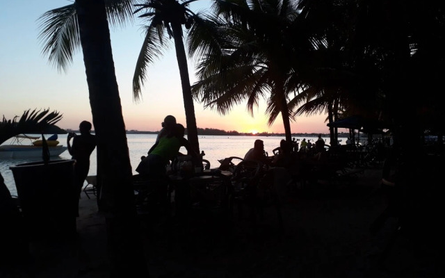 Luz de Luna Hotel & Spanish Restaurant