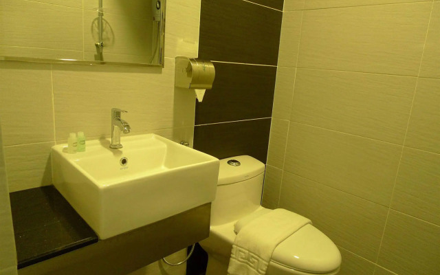 FINE Hotel