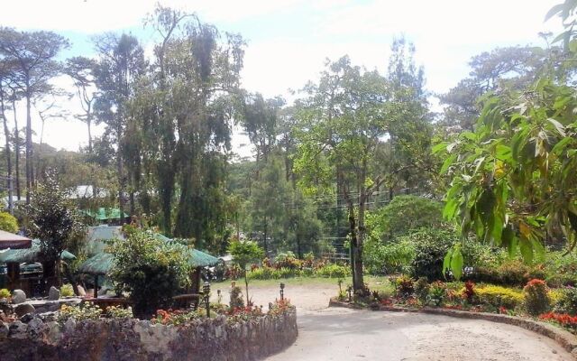 SAFARI LODGE BAGUIO by Log Cabin Hotel