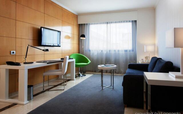 NH Suites Prisma