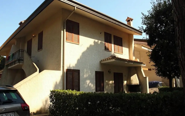 Villa With Garden 250 Meters From the Beach