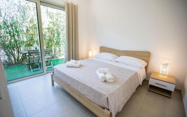 IzzHome Carratois Apartment